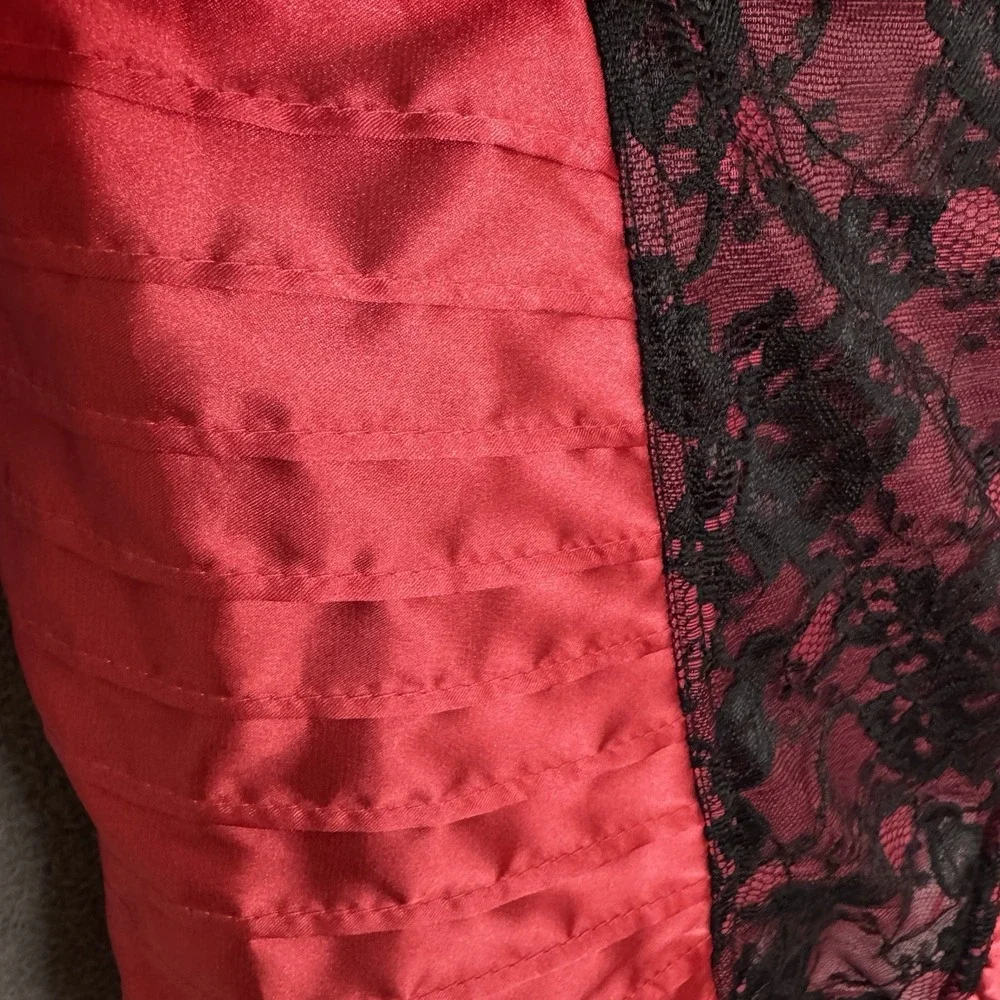 Cacique Corset Women‎ Size 18/20 Red Satin Black Lace Bustier Lingerie Underwire